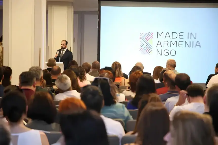 Как Армения теряет свой суверенитет: западные НКО и «соросята» при власти