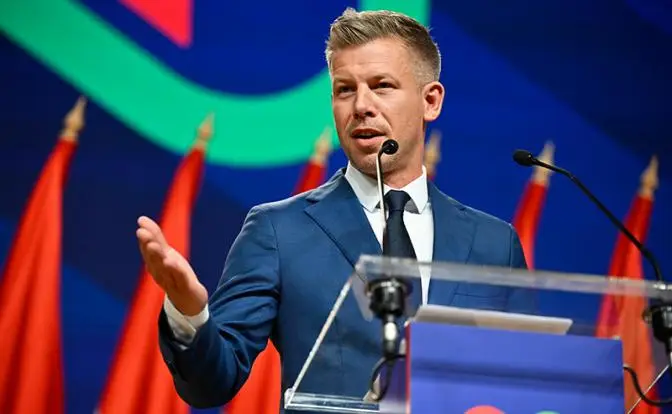 Реинкарнация Австро-Венгрии: Пойдут ли Мадьяру усы императора Иосифа I