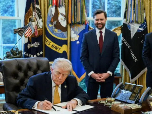 «Крупная сделка»: в США раскрыли, что задумал Трамп для соглашения с Ираном