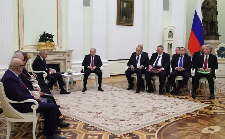 Пашинян прибыл в Москву, похоже, с намерением испортить отношения с Россией