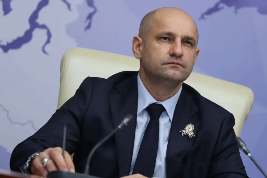 Рейтинг полпредов. Фронтовик Артём Жога занял первое место