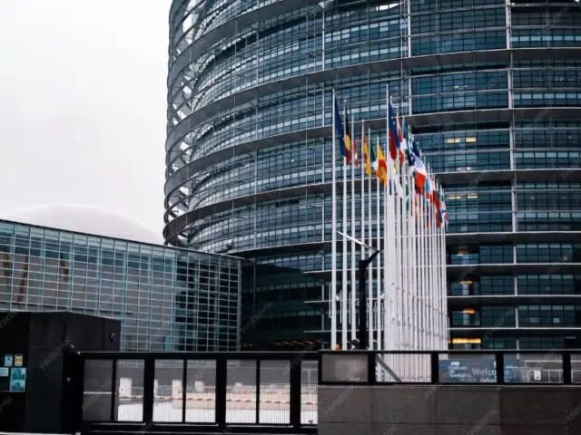 «Это не кредит, а подарок»: евродепутат обрушился на решение ЕС