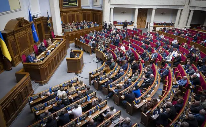 Зеленскому грозит «тихий переворот», и начнется всё с Арахамии