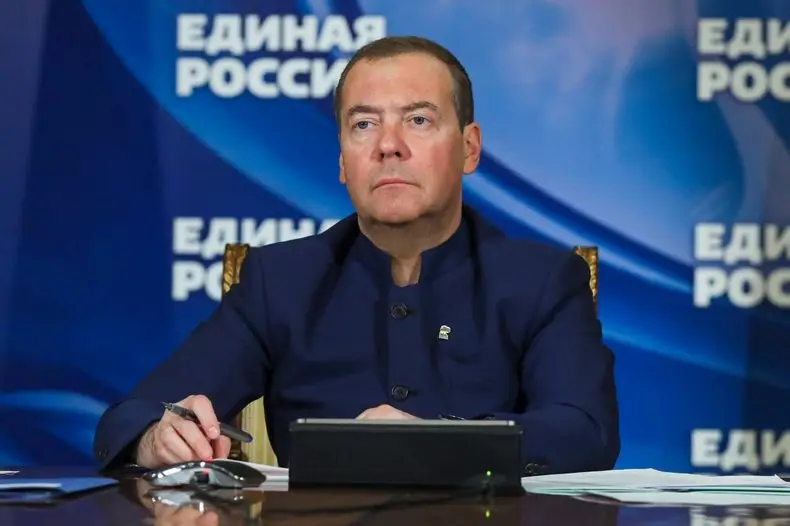 Выборы на фоне СВО и взлёт «ястреба» Медведева – он возвращается?