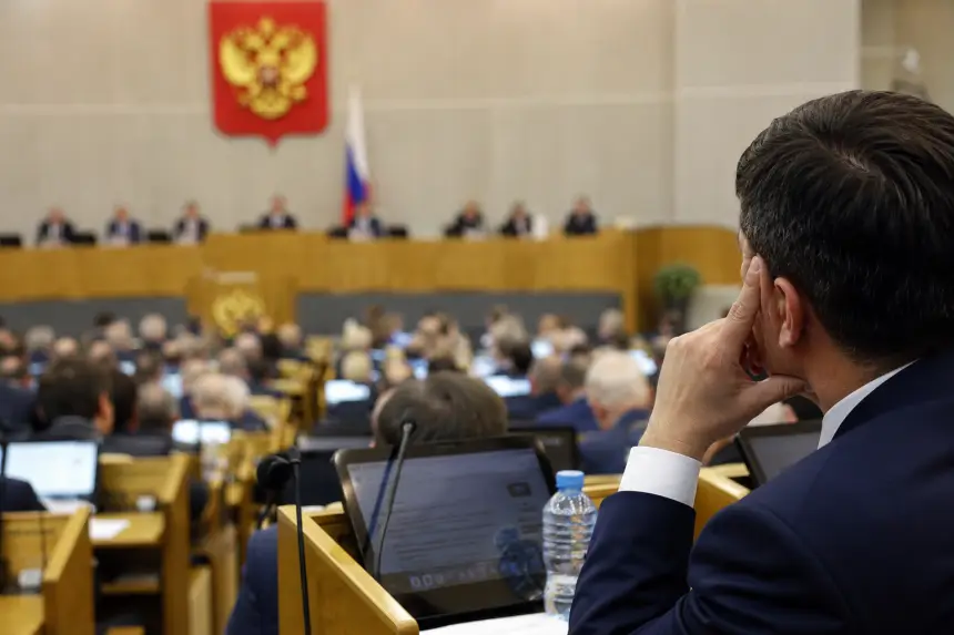Пчелы против мёда: в ЕР внезапно начали бороться с запретами перед выборами