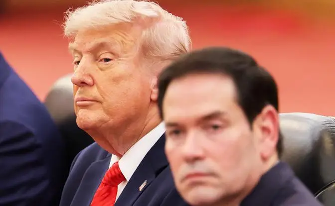 Нож в спину или хитрый маневр? Трамп уверен, что Китай пожертвует Ираном
