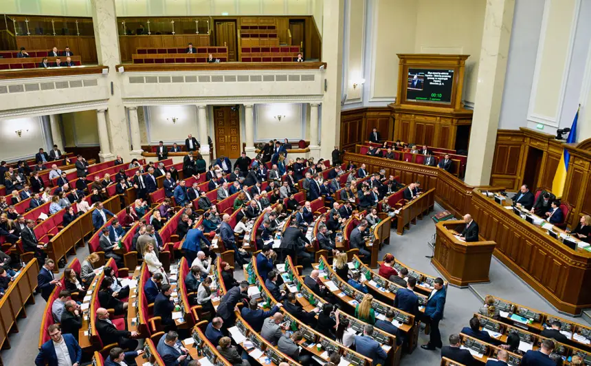Верховную Раду пообещали тихо перевернуть вверх дном. И потрясти