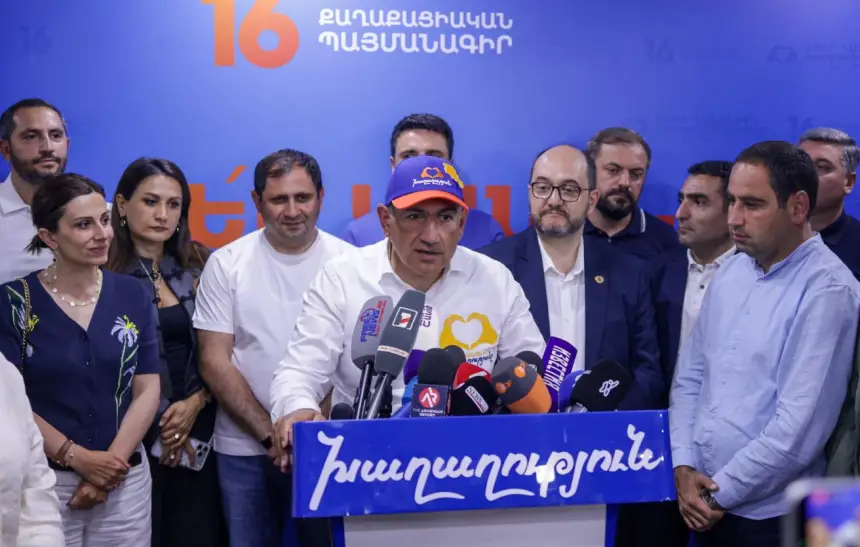 Пашиняну нарисовали победу. Что теперь может сделать Россия