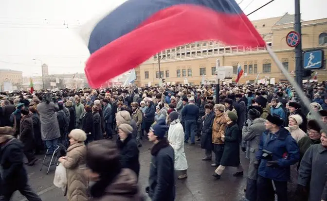 Все нынешние беды России — от «демократической элиты» из ворья и предателей