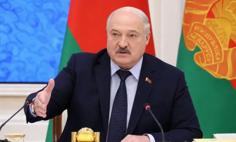 Беларусь открывает двери украинцам: Лукашенко заявил о «грибном коридоре»