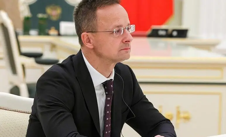 Московский агент? В Венгрии развернули проверку экс-премьера за связи с РФ