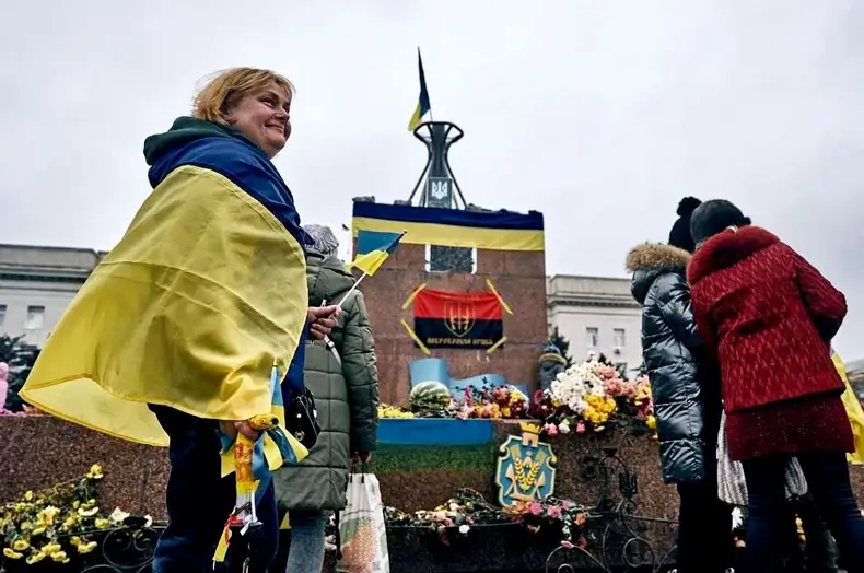 Украинское общество разогревают для бунта против Зеленского