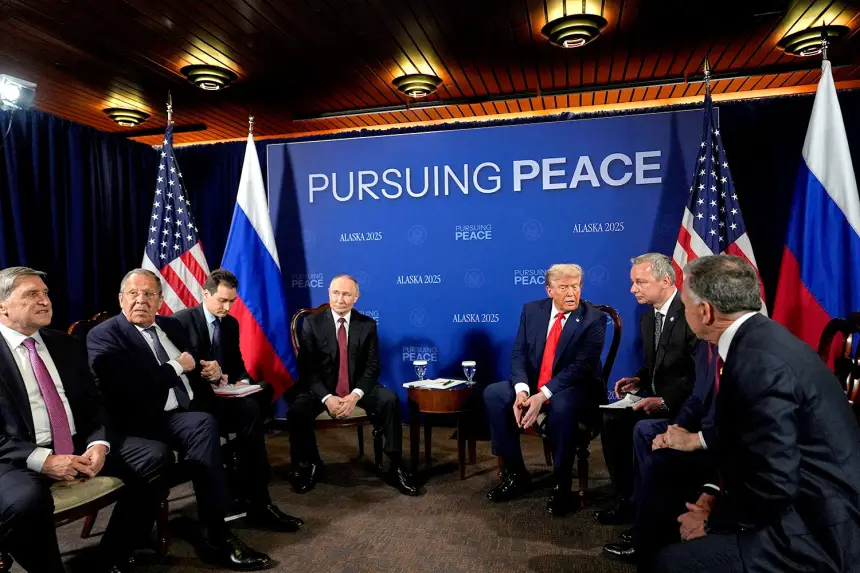 Россию презирают, не уважают и не боятся.  Трамп оказался не пацан