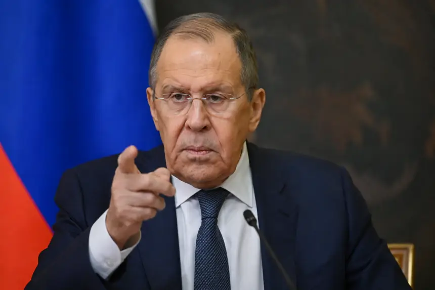 «Знаем, что вы делаете»: Лавров раскрыл неудобную правду о НАТО