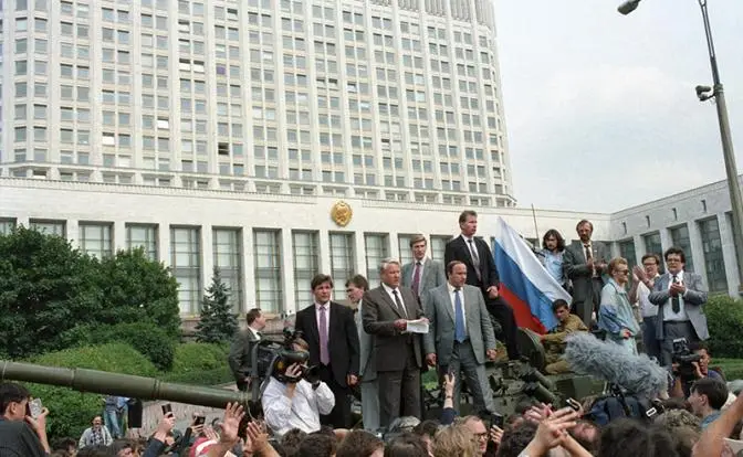 35 лет назад Россию «вспутчило» так, что до сих пор аукается