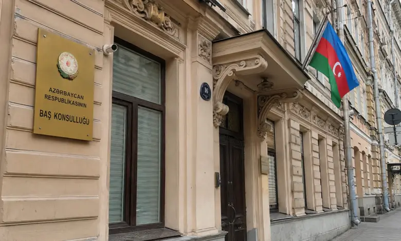 В Петербурге генконсульству Азербайджана предложили переселение на выбор