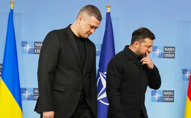 Битва за кресло укро-фюрера выходит на американский уровень