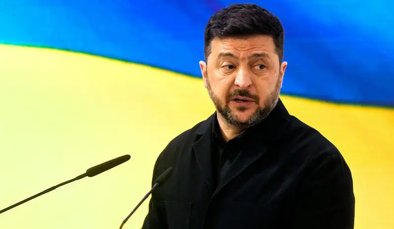 Кто при поддержке Запада копает под Зеленского