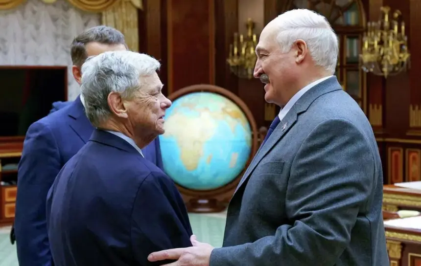США пришли за Лукашенко, а попали на хитрый торг